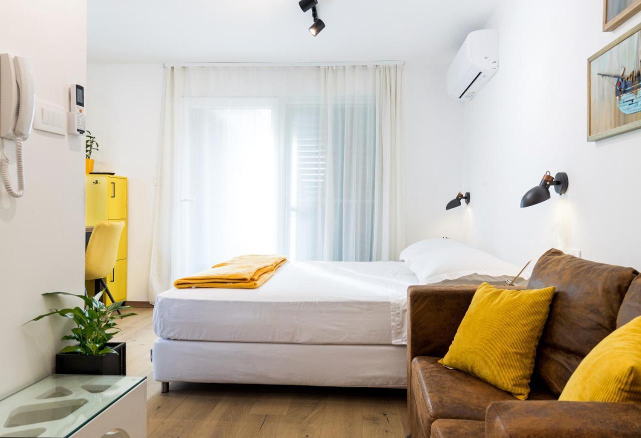 Zuzu Apartment Split Bagian luar foto